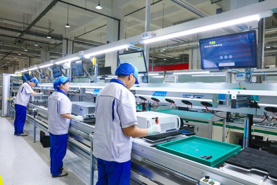 中國(guó)通號(hào)兩家制造企業(yè)被認(rèn)定為2025年先進(jìn)級(jí)智能工廠，技術(shù)服務(wù)升級(jí)引領(lǐng)行業(yè)創(chuàng)新